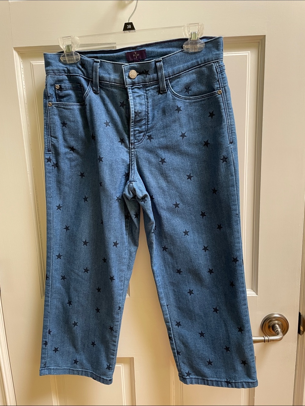 NYDJ Ariel Crop Jeans with Stars Size 4